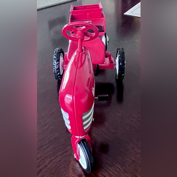 Hallmark Kiddie Car Classics Murray Tractor & Trailer - Picture 2 of 8